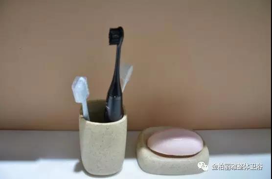 连接智能牙刷对口腔健康管理
