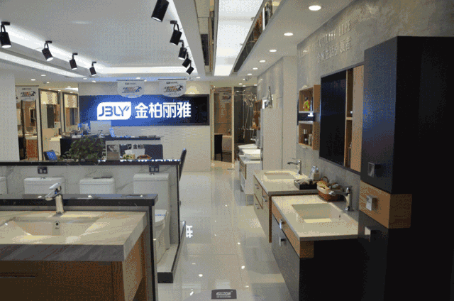 第31届佛山陶博会直击：比模特更抢眼，还有金柏丽雅卫浴创新产品